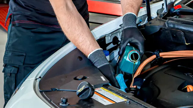 Olie verversen voor een langere levensduur van uw auto